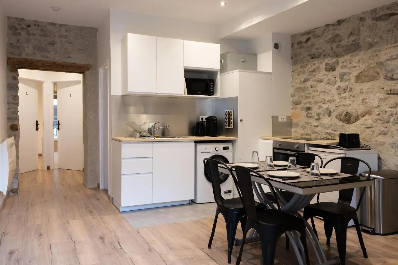 1 Appartement Ou Chambres Privees En Centre Ville Choisissez Une Option Bonneville