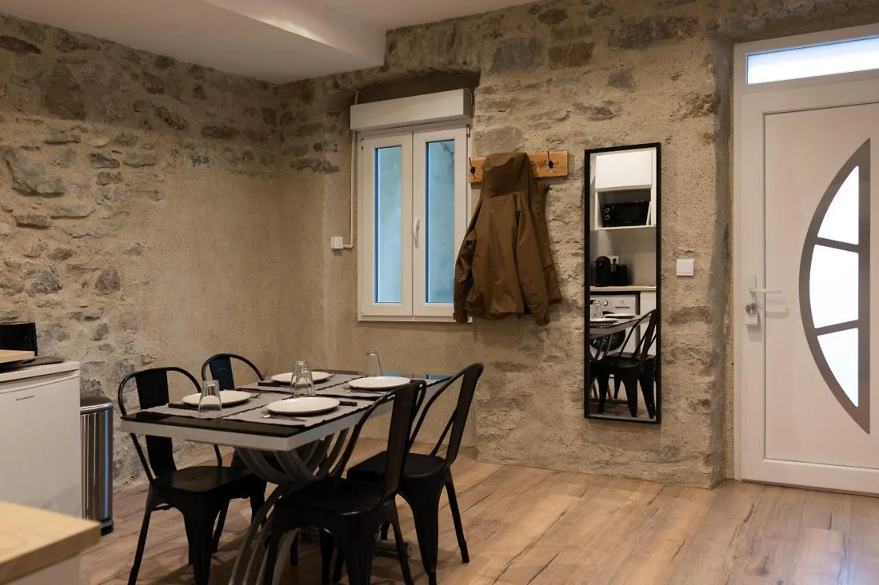 1 Appartement Ou Chambres Privees En Centre Ville Choisissez Une Option Bonneville